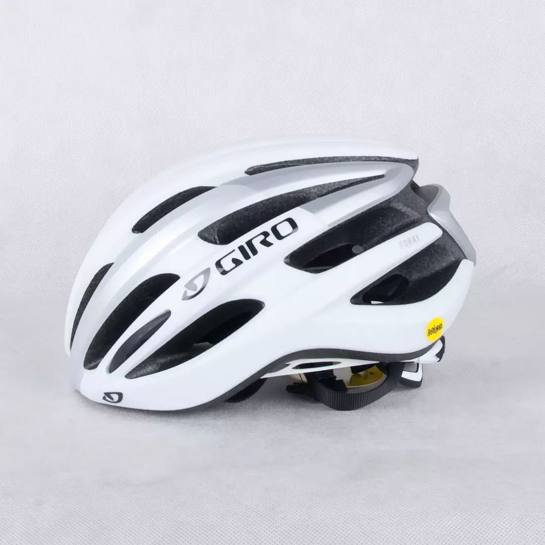 GIRO FORAY MIPS - bílá a stříbrná matná cyklistická přilba