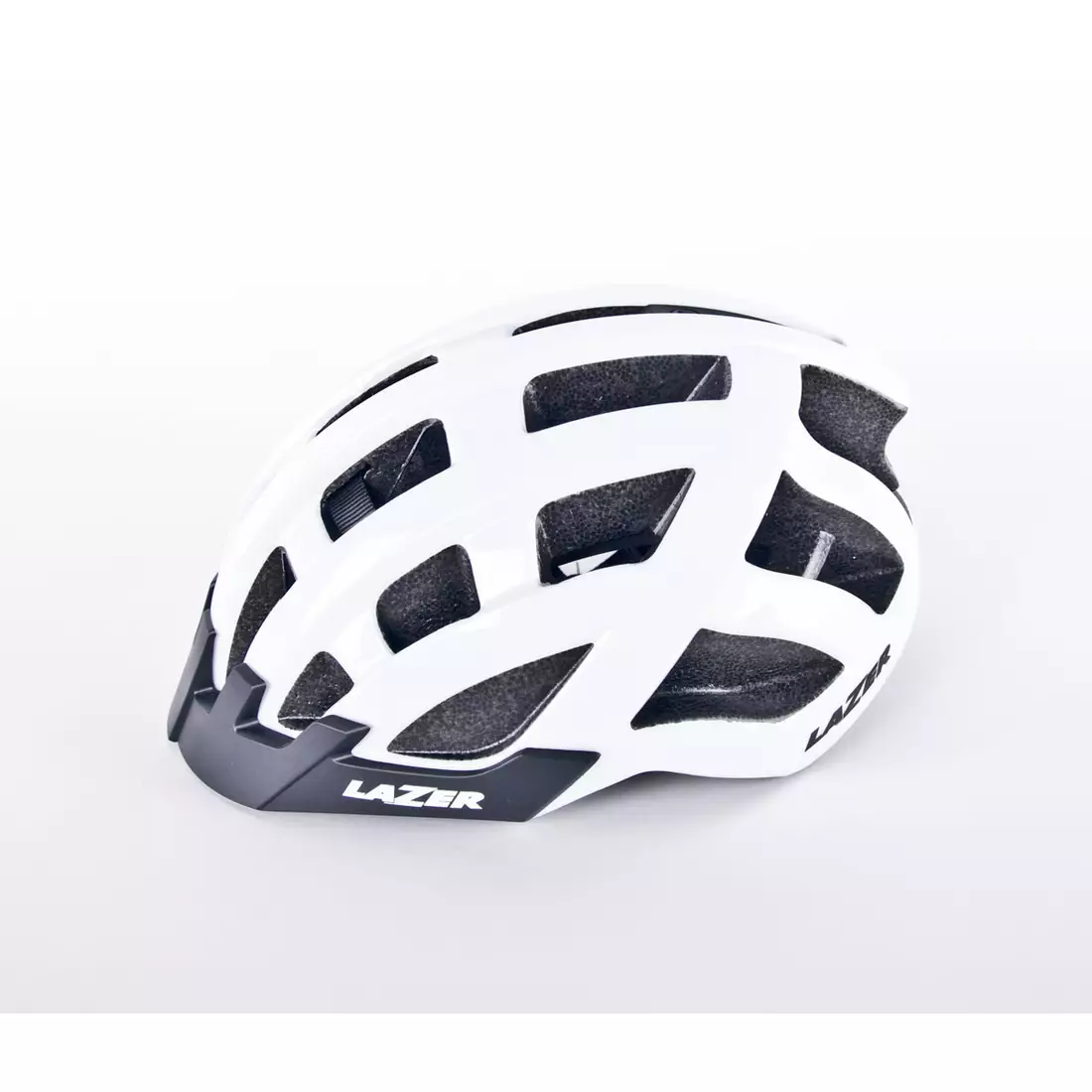 LAZER Compact lesklá bílá cyklistická helma