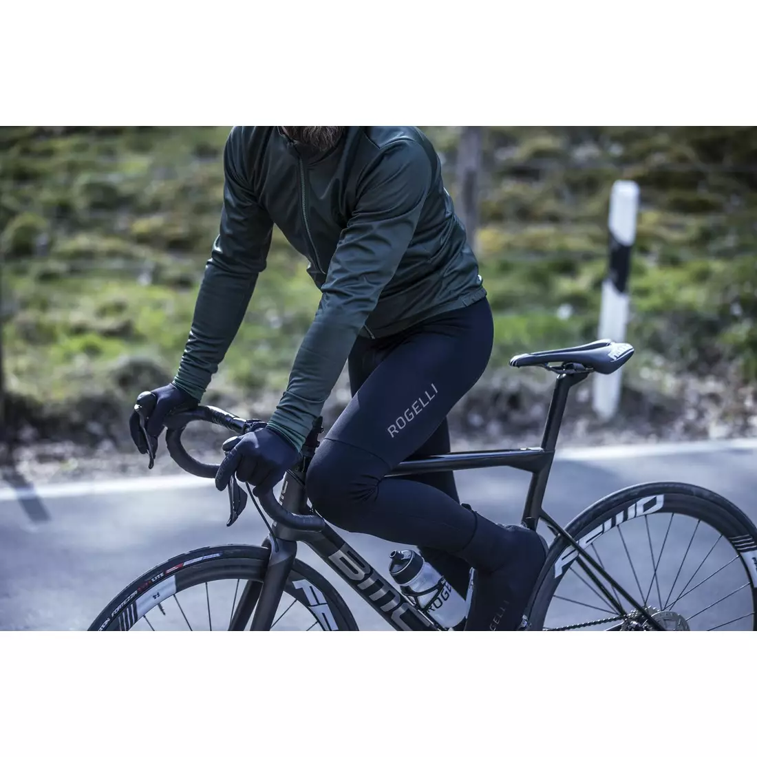 ROGELLI cyklistické kalhoty se šlemi ESSENTIAL black ROG351015