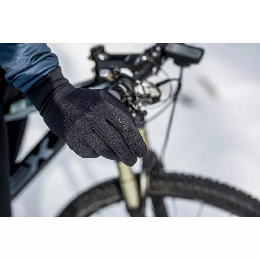ROGELLI zimní cyklistické rukavice NEOFLEX Černá ROG351051