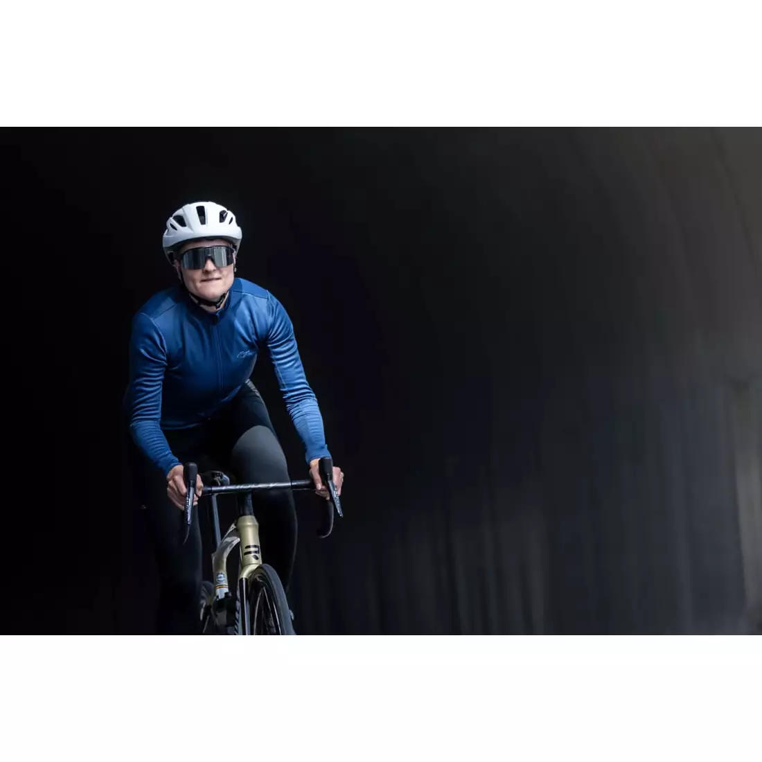 Rogelli CORE dámská zateplená cyklistická bunda, tmavě modrá