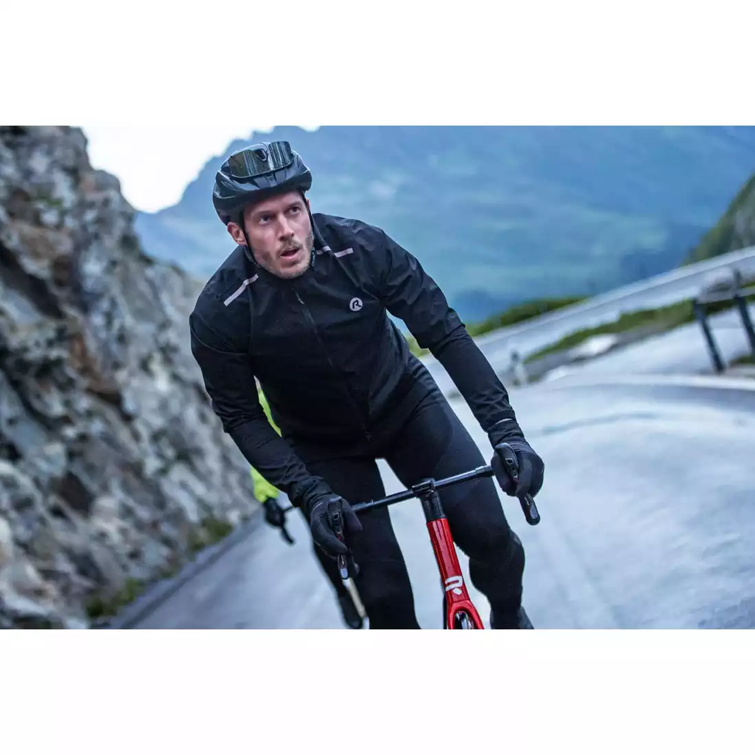 Rogelli DISTANCE pánská cyklistická bunda do deště, černá