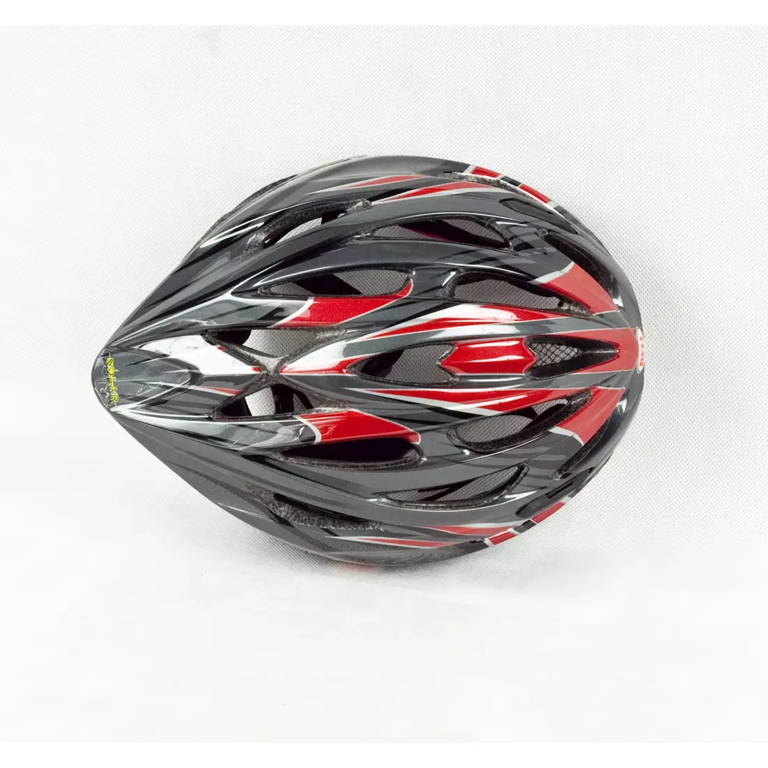 BELL SOLAR - cyklistická přilba, černá a červená