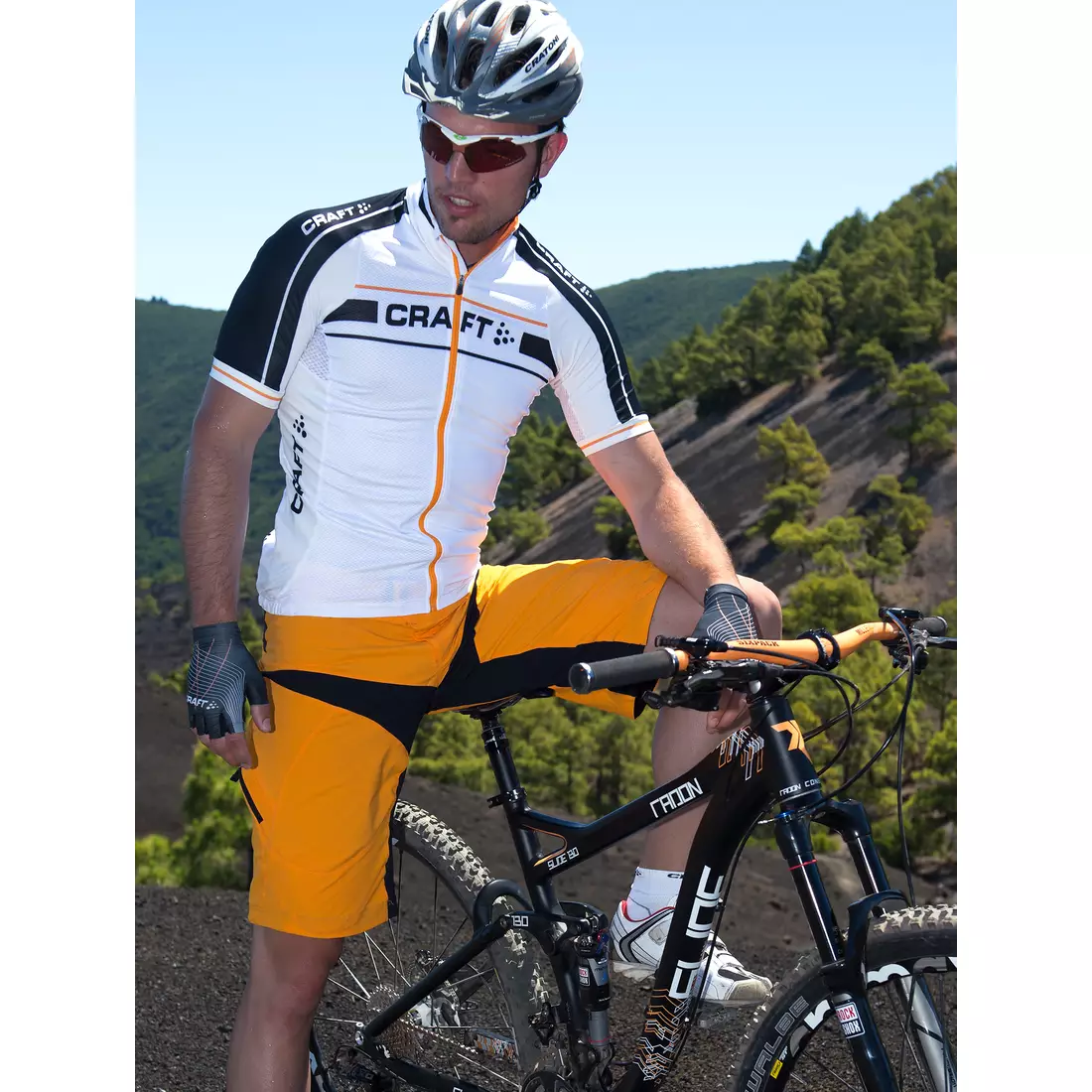CRAFT Performance Bike Loose Fit pánské cyklistické kraťasy 1900683-2560, barva: oranžová