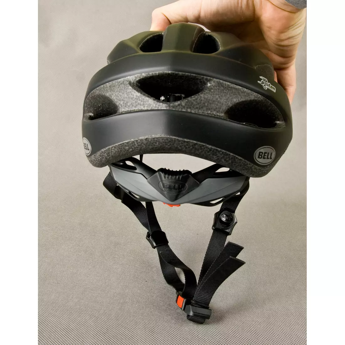 Cyklistická helma BELL PISTON černá matná