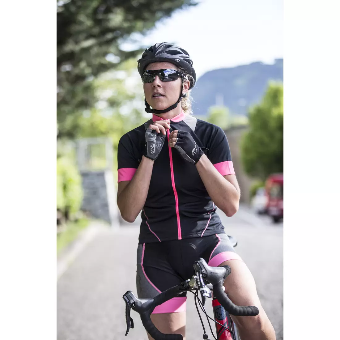 ROGELLI CARLYN - dámský cyklistický dres 010.026, černo-růžový